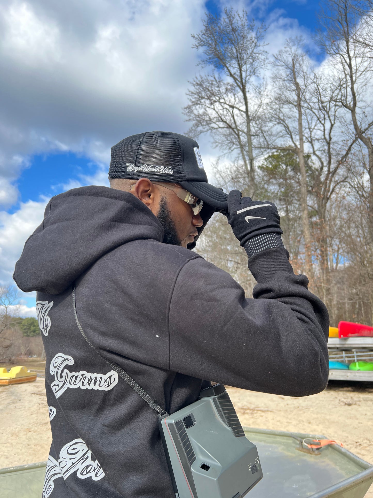 INSANE TRUCKER HAT (BLACK)